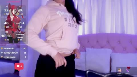 Snapshot of lili_gime chatting on October 17, 2025, 9:06 pm Lili online show from October 17, 2025, 9:06 pm