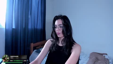 Snapshot of lili_goth_ chatting on January 2, 2025, 11:20 am Lili online show from January 2, 2025, 11:20 am