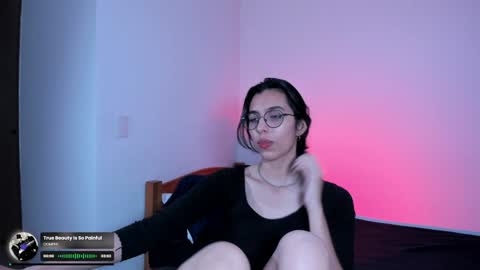 Snapshot of lili_goth_ chatting on January 12, 2025, 8:57 am Lili online show from January 12, 2025, 8:57 am