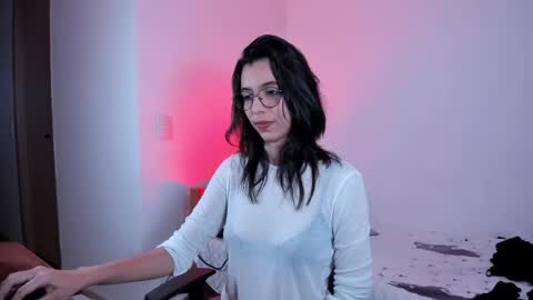 Snapshot of lili_goth_ chatting on March 1, 2025, 8:13 am Lili online show from March 1, 2025, 8:13 am