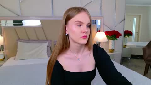 Snapshot of lili_lohan chatting on June 20, 2026, 5:10 am lili_lohan online show from June 20, 2026, 5:10 am