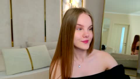 Snapshot of lili_lohan chatting on July 12, 2026, 5:09 am lili_lohan online show from July 12, 2026, 5:09 am