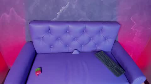 Snapshot of lili_milk20 chatting on October 1, 2025, 7:20 pm Lili  online show from October 1, 2025, 7:20 pm
