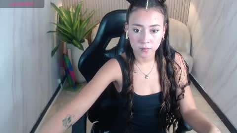lili_mint_tf online show from April 22, 2026, 4:26 am