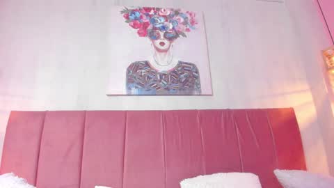 Lili Monroy online show from February 3, 2025, 3:38 pm