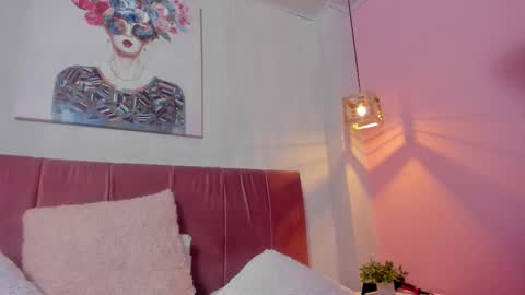 Lili Monroy online show from February 22, 2025, 2:06 am