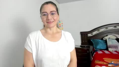 liliamilf online show from December 12, 2024, 11:36 pm