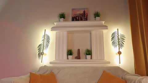 Lilian online show from February 2, 2026, 1:04 am