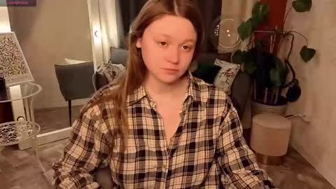 Snapshot of lilian_stars chatting on March 6, 2026, 1:18 pm Lilian online show from March 6, 2026, 1:18 pm