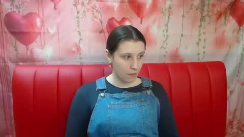 lilianashine online show from May 3, 2026, 5:02 am
