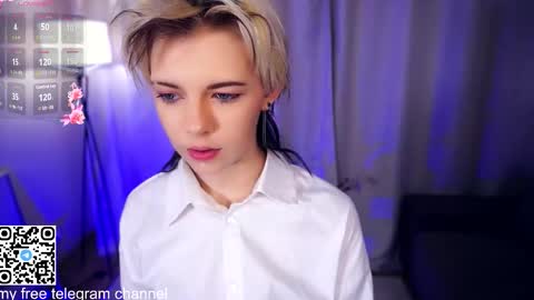 Snapshot of liliandaniels chatting on October 4, 2025, 6:22 am Lilian online show from October 4, 2025, 6:22 am