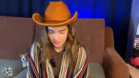 Snapshot of lilianlees chatting on October 24, 2025, 1:29 pm LilianLees online show from October 24, 2025, 1:29 pm