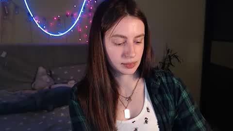 Lilu online show from October 21, 2025, 11:05 pm