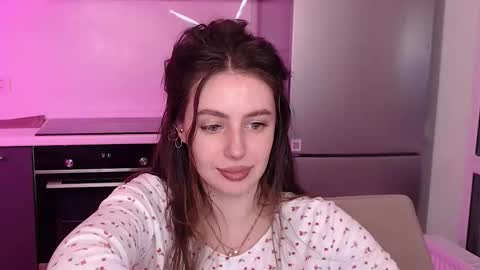 Snapshot of liliatlu chatting on February 8, 2026, 7:17 pm Lilu online show from February 8, 2026, 7:17 pm