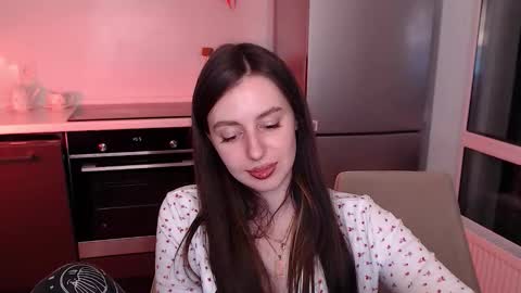 Snapshot of liliatlu chatting on March 4, 2026, 11:00 pm Lilu online show from March 4, 2026, 11:00 pm