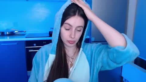 Lilu online show from April 26, 2026, 9:56 pm