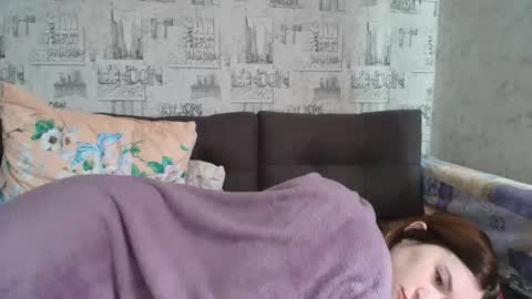 liliawoolf online show from September 25, 2025, 6:50 am