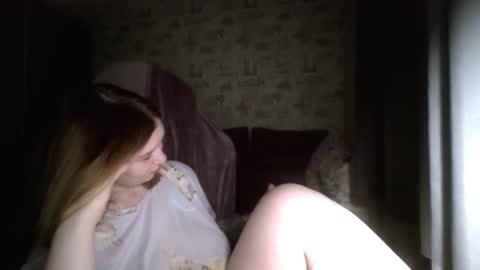 liliawoolf online show from November 12, 2025, 3:56 pm