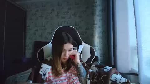 Snapshot of liliawoolf chatting on June 8, 2026, 1:00 pm liliawoolf online show from June 8, 2026, 1:00 pm