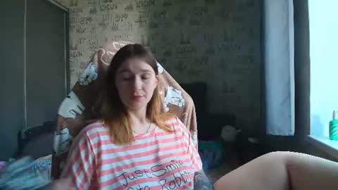 Snapshot of liliawoolf chatting on June 18, 2026, 12:42 pm liliawoolf online show from June 18, 2026, 12:42 pm
