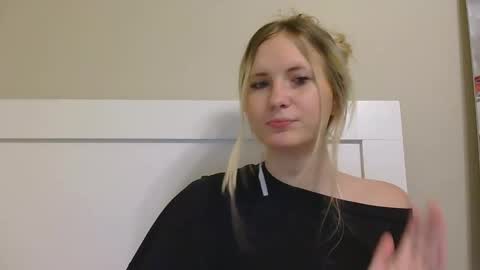 lilib2656 online show from May 2, 2026, 2:49 am