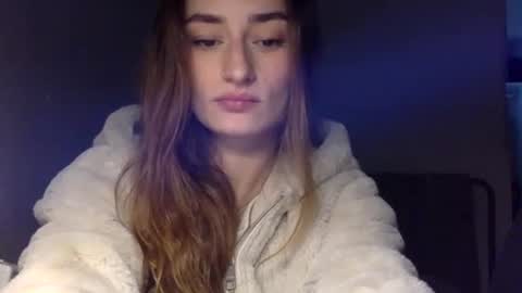 Snapshot of lilie303 chatting on February 3, 2026, 8:47 pm Millie online show from February 3, 2026, 8:47 pm