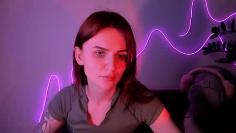 Lilie online show from December 4, 2024, 12:30 am