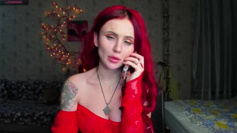 Snapshot of lilie_brown chatting on November 14, 2025, 7:23 pm Lilie online show from November 14, 2025, 7:23 pm