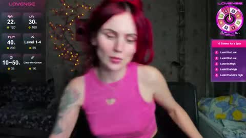 Snapshot of lilie_brown chatting on November 17, 2025, 8:14 pm Lilie online show from November 17, 2025, 8:14 pm