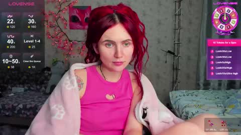 Snapshot of lilie_brown chatting on November 18, 2025, 10:36 pm Lilie online show from November 18, 2025, 10:36 pm