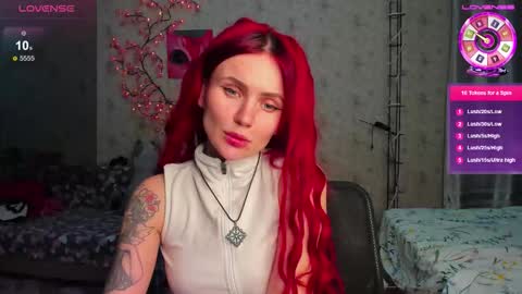 Snapshot of lilie_brown chatting on November 19, 2025, 8:09 pm Lilie online show from November 19, 2025, 8:09 pm