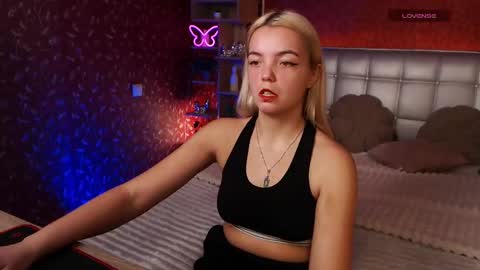 Snapshot of lilieanori chatting on February 1, 2025, 7:55 pm Lilie online show from February 1, 2025, 7:55 pm