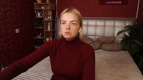 Snapshot of lilieanori chatting on February 12, 2025, 10:26 pm Lilie online show from February 12, 2025, 10:26 pm