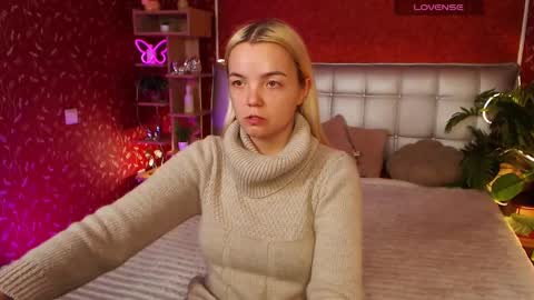 Snapshot of lilieanori chatting on February 17, 2025, 3:20 pm Lilie online show from February 17, 2025, 3:20 pm