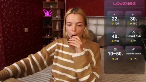 Snapshot of lilieanori chatting on February 21, 2025, 11:21 pm Lilie online show from February 21, 2025, 11:21 pm