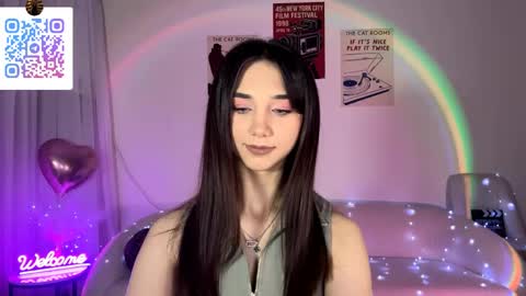Lina online show from May 14, 2026, 10:16 pm