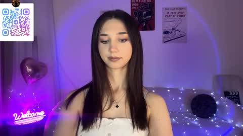 Lina online show from May 24, 2026, 10:37 pm