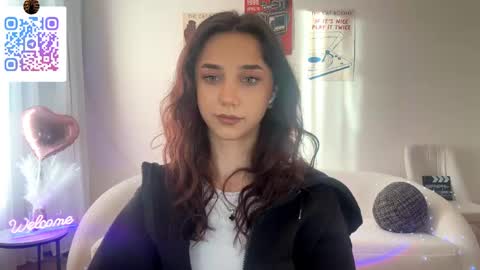 Lina online show from May 27, 2026, 2:30 am
