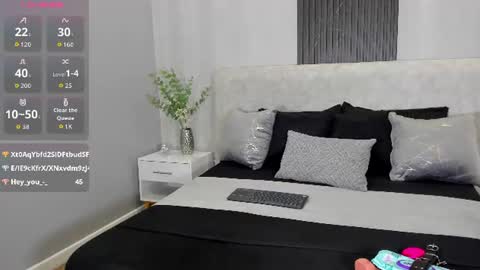 Snapshot of lilii_peach chatting on July 10, 2026, 12:37 am lilii peach online show from July 10, 2026, 12:37 am