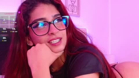 Lilith Savett online show from February 5, 2025, 6:26 pm