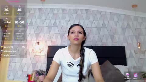 LilyJensen online show from October 2, 2025, 7:43 pm