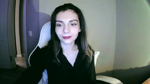 Snapshot of lilirose_x chatting on December 21, 2024, 7:38 pm lilirose online show from December 21, 2024, 7:38 pm