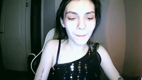 Snapshot of lilirose_x chatting on December 25, 2024, 1:19 pm lilirose online show from December 25, 2024, 1:19 pm