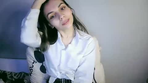 Snapshot of lilirose_x chatting on February 21, 2025, 6:04 pm lilirose online show from February 21, 2025, 6:04 pm