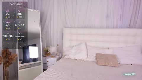 Lilit online show from September 17, 2025, 4:52 pm