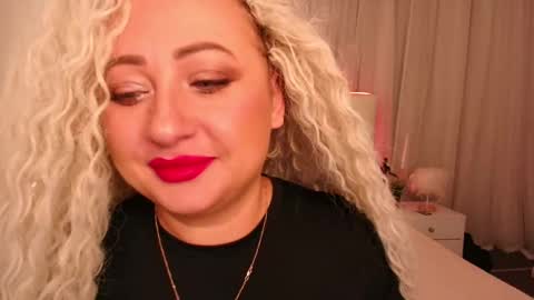 Lilit online show from October 1, 2025, 4:46 pm