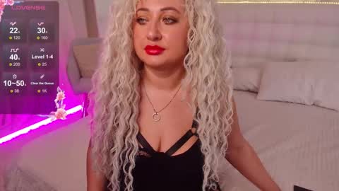 Lilit online show from December 18, 2025, 4:46 pm