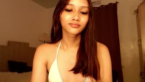 Snapshot of lilit_sensual chatting on October 7, 2025, 6:10 am Chloe online show from October 7, 2025, 6:10 am