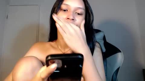 Chloe online show from January 12, 2026, 11:26 am