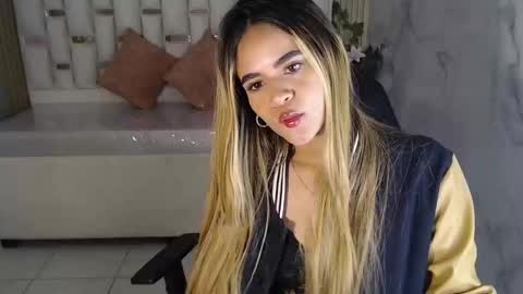 Snapshot of lilith4_s chatting on September 15, 2025, 3:23 pm Lilith online show from September 15, 2025, 3:23 pm